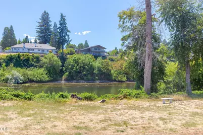 411 Currie Lane, Grants Pass, OR 97526 - Photo 21