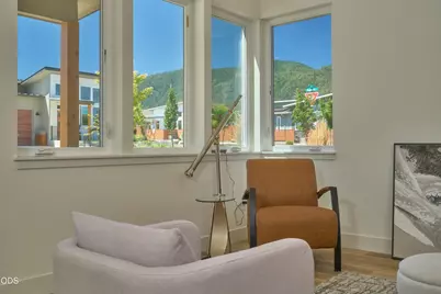 1221 Kirk, Ashland, OR 97520 - Photo 5