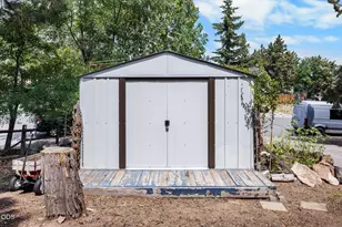 1895 NE Taylor Ct, Bend, OR 97701 - Photo 11