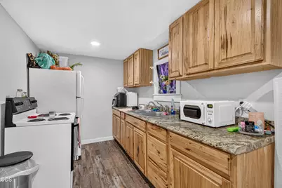 12071 Old Stage Road, Gold Hill, OR 97525 - Photo 19