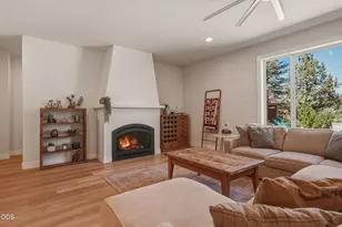 2048 NE Cradle Mountain Way, Bend, OR 97701 - Photo 5