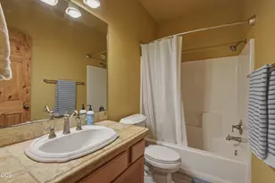 2048 NE Cradle Mountain Way, Bend, OR 97701 - Photo 35