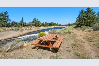 2048 NE Cradle Mountain Way, Bend, OR 97701 - Photo 61