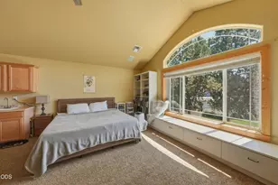 2048 NE Cradle Mountain Way, Bend, OR 97701 - Photo 45