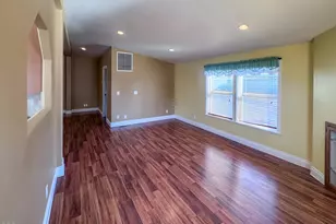 3737 NW Oak Ave, Redmond, OR 97756 - Photo 5