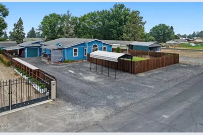 3737 NW Oak Avenue, Redmond, OR 97756 - Photo 27