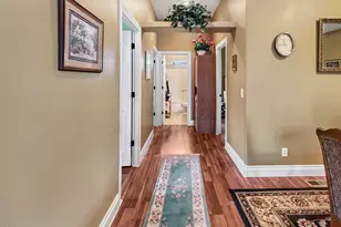 3737 NW Oak Ave, Redmond, OR 97756 - Photo 13