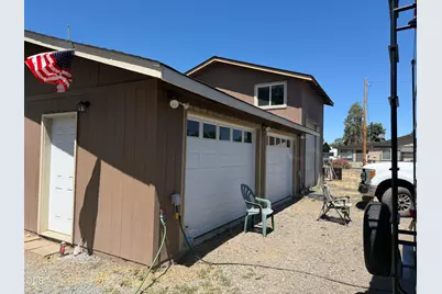 6235 Ponderosa Street, Central Point, OR 97502 - Photo 13