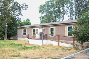 6235 Ponderosa St, Central Point, OR 97502 - Photo 1