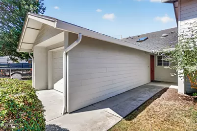241 Clay Street, Ashland, OR 97520 - Photo 3