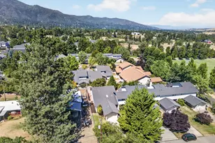 241 Clay St, Ashland, OR 97520 - Photo 25