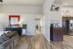 2210 Westwood Dr, Medford, OR 97501 - Photo 13