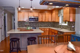 1088 N 5th St, Central Point, OR 97502 - Photo 35