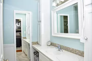 1088 N 5th St, Central Point, OR 97502 - Photo 7