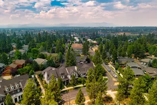 2641 NW Crossing Dr, Bend, OR 97703 - Photo 45
