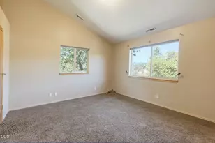 410 Lancelot Ln, Merlin, OR 97532 - Photo 25