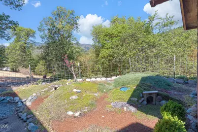 410 Lancelot Lane, Merlin, OR 97532 - Photo 57