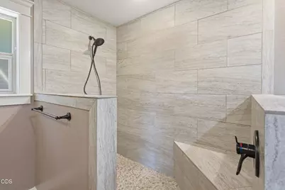 410 Lancelot Lane, Merlin, OR 97532 - Photo 27