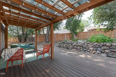 2225 SW 30th Court, Redmond, OR 97756 - Photo 5