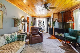 138229 Hillcrest St, Gilchrist, OR 97737 - Photo 5