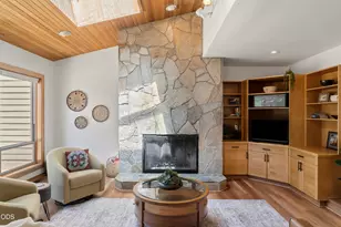 17672 Bittern Ln, Sunriver, OR 97707 - Photo 5