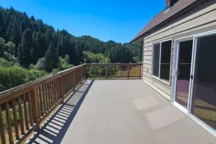 604 Thorton Oar Ln, Reedsport, OR 97467 - Photo 5