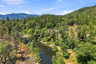 10128 E Evans Creek Rd, Rogue River, OR 97537 - Photo 3