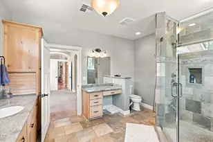 10128 E Evans Creek Rd, Rogue River, OR 97537 - Photo 25