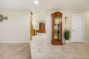 100 Twisted Pine Dr, Grants Pass, OR 97527 - Photo 7