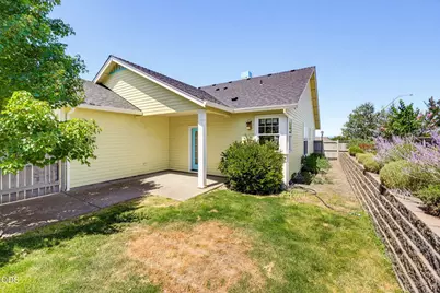 3832 Sherwood Park Drive, Medford, OR 97504 - Photo 31