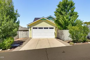 3832 Sherwood Park Dr, Medford, OR 97504 - Photo 39