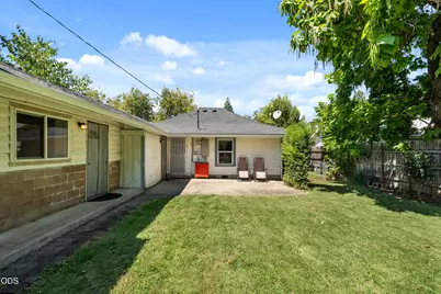19 Vancouver Avenue, Medford, OR 97504 - Photo 23