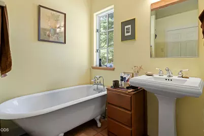 1265 NW Saginaw Avenue, Bend, OR 97703 - Photo 7