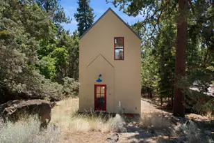 1265 NW Saginaw Ave, Bend, OR 97703 - Photo 1