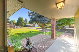 5336 Knightwood Dr, Klamath Falls, OR 97603 - Photo 5