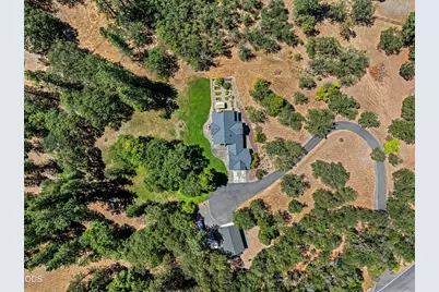 375 Mountain Paradise Drive, Grants Pass, OR 97526 - Photo 35