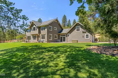 375 Mountain Paradise Drive, Grants Pass, OR 97526 - Photo 45