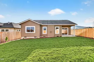3233 Garner Wy, Medford, OR 97504 - Photo 13