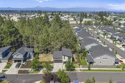 61547 SE Lincoln Lane, Bend, OR 97702 - Photo 37