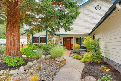 1099 SE Oriole Street, Grants Pass, OR 97526 - Photo 7