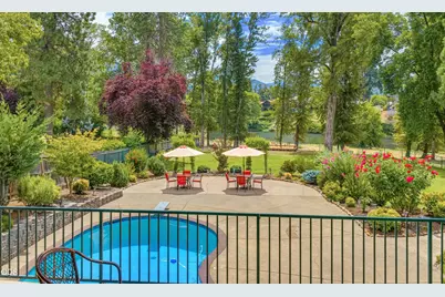 1099 SE Oriole Street, Grants Pass, OR 97526 - Photo 3