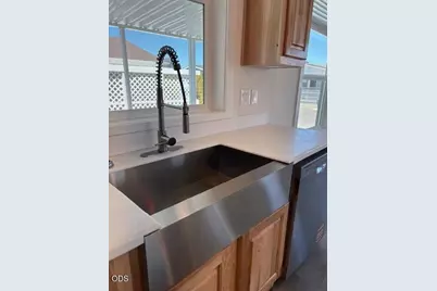 4601 S Pacific Highway #10, Phoenix, OR 97535 - Photo 9