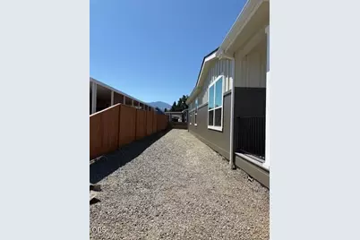 4601 S Pacific Highway #10, Phoenix, OR 97535 - Photo 17