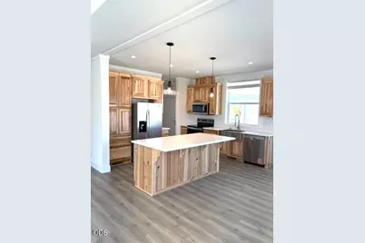 4601 S Pacific Highway #10, Phoenix, OR 97535 - Photo 5