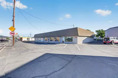 2714 N Pacific Highway, Medford, OR 97501 - Photo 29