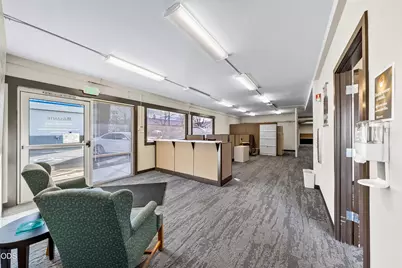 209 N Pacific Highway, Talent, OR 97540 - Photo 7