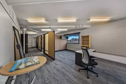 209 N Pacific Highway, Talent, OR 97540 - Photo 21