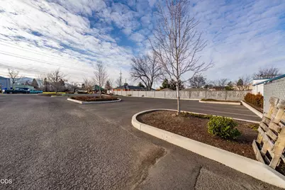 209 N Pacific Highway, Talent, OR 97540 - Photo 53