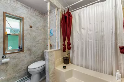 365 Greens Creek Road, Grants Pass, OR 97527 - Photo 23