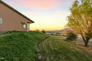 11811 Falvey Rd, Klamath Falls, OR 97603 - Photo 59